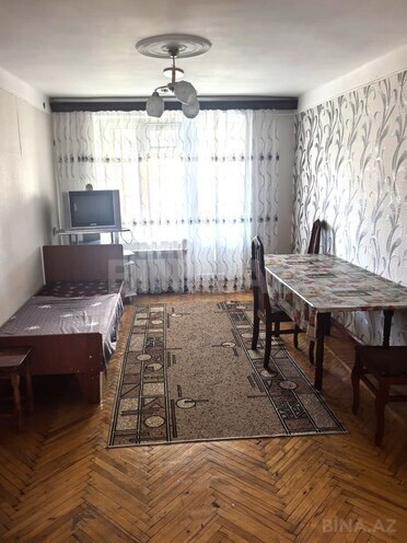 Сдаётся 2-комн. вторичка 62 м², м. Кара Караев, photo 1 from 11
