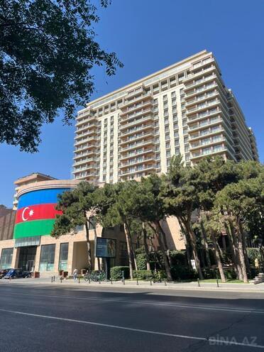 Satılır 2 otaqlı köhnə tikili 40 m², Nizami m., photo 1 from 7