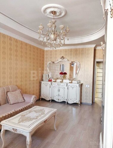Продаётся 2-комн. новостройка 75 м², м. Иншаатчылар, photo 3 from 12