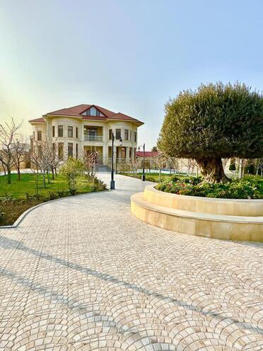 Сдаётся 9-комн. дом/дача 400 м², пос. Бильгях, photo 1 from 23