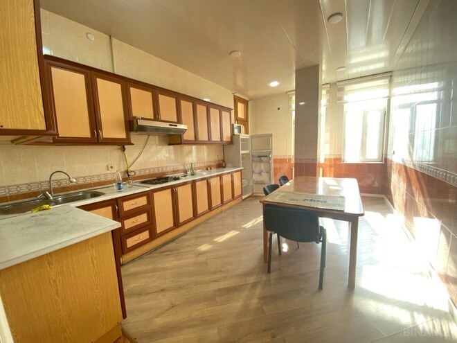 Сдаётся 5-комн. офис 220 м², м. Нариман Нариманов, photo 11 from 14