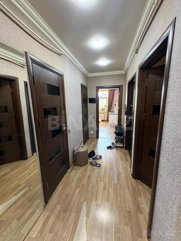 Продаётся 2-комн. вторичка 50 м², м. Ази Асланов, photo 4 from 23