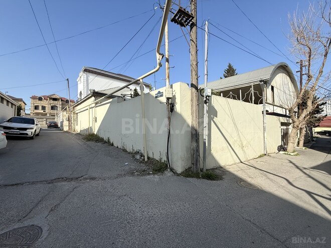 Продаётся 5-комн. дом/дача 300 м², м. Насими, photo 1 from 9