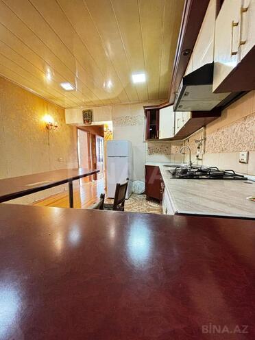 Сдаётся 3-комн. вторичка 85 м², м. Кара Караев, photo 1 from 24