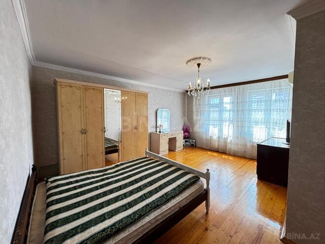 Сдаётся 3-комн. вторичка 85 м², м. Кара Караев, photo 10 from 24