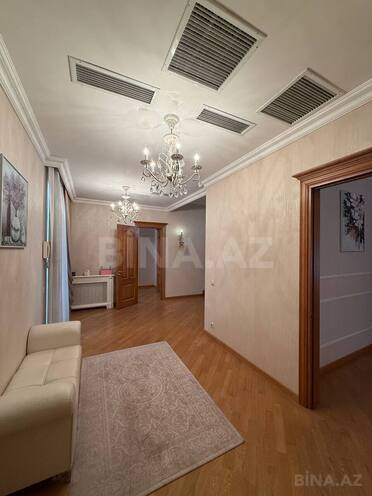 Продаётся 6-комн. дом/дача 330 м², м. Иншаатчылар, photo 9 from 32