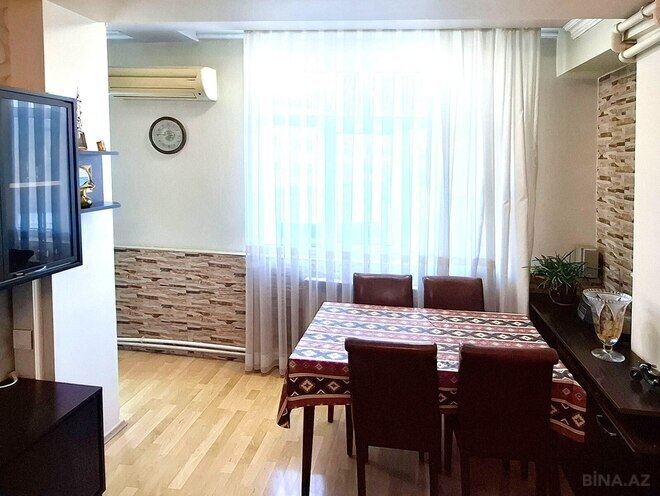 Продаётся 2-комн. вторичка 46 м², м. Халглар Достлугу, photo 7 from 17
