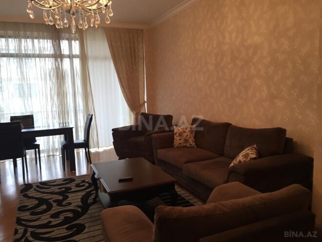 Сдаётся 3-комн. новостройка 170 м², м. Ичеришехер, photo 1 from 11