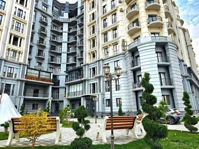 Продаётся 3-комн. новостройка 110 м², м. Нариман Нариманов, photo 1 from 19