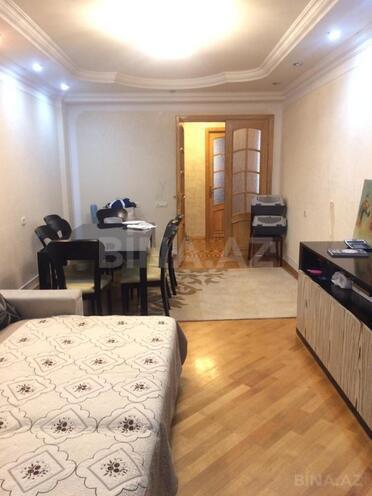 Продаётся 4-комн. вторичка 102 м², м. Низами, photo 10 from 28