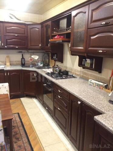 Продаётся 4-комн. вторичка 102 м², м. Низами, photo 24 from 28