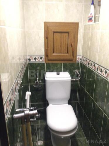 Продаётся 4-комн. вторичка 102 м², м. Низами, photo 13 from 28