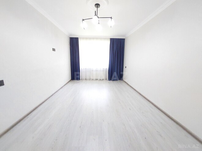 Продаётся 1-комн. вторичка 35 м², м. Нефтчиляр, photo 1 from 9