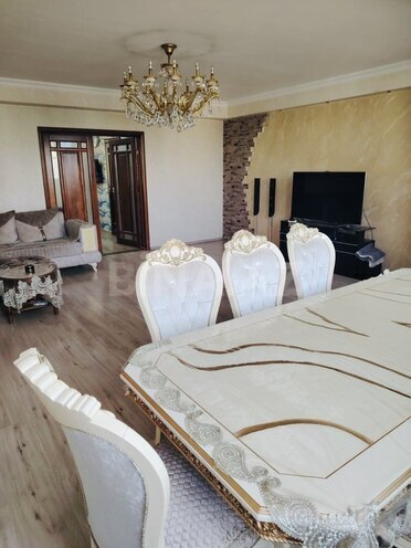 Продаётся 3-комн. вторичка 120 м², м. Иншаатчылар, photo 4 from 15