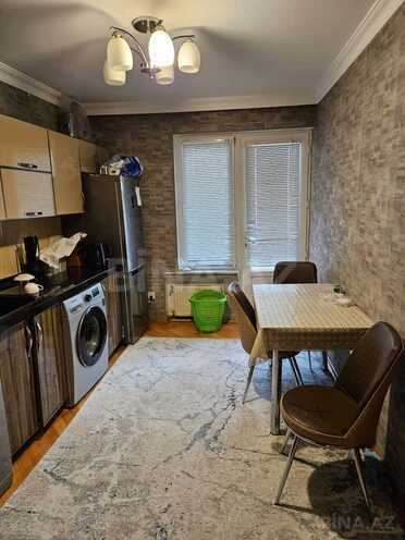 Продаётся 3-комн. вторичка 110 м², Ясамальский р., photo 11 from 26