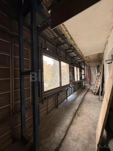 Satılır 4 otaqlı köhnə tikili 82 m², 8-ci mikrorayon q., photo 1 from 18