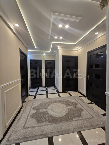 Продаётся 3-комн. вторичка 80 м², Хатаинский р., photo 1 from 18