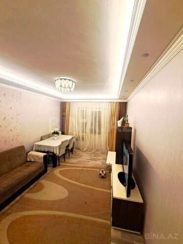 Продаётся 3-комн. вторичка 90 м², пос. Ени Гюнешли, photo 1 from 11