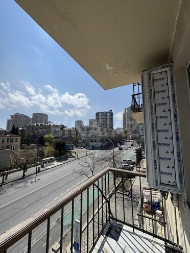 Сдаётся 2-комн. вторичка 50 м², м. Элмляр Академиясы, photo 11 from 12