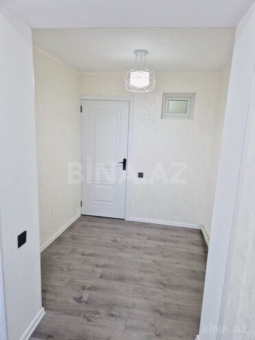 Продаётся 3-комн. вторичка 50 м², м. Элмляр Академиясы, photo 6 from 13