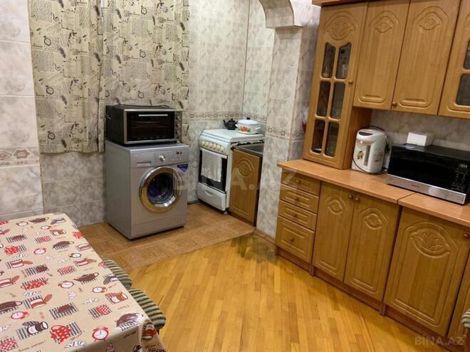Сдаётся 3-комн. вторичка 75 м², м. Ази Асланов, photo 6 from 12