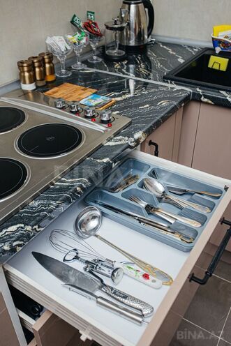 Сдаётся 3-комн. новостройка 170 м², м. Низами, photo 17 from 32