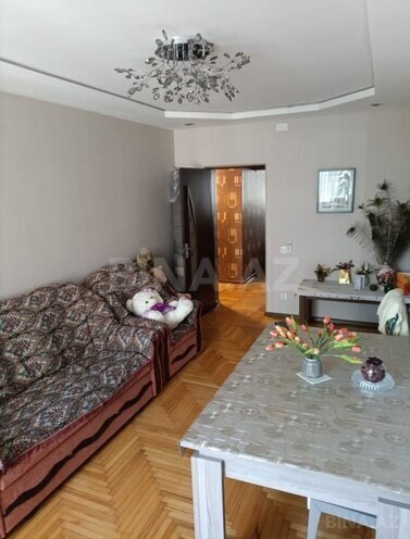 Продаётся 3-комн. вторичка 80 м², м. Нариман Нариманов, photo 1 from 8