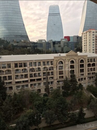 Сдаётся 2-комн. новостройка 110 м², м. Ичеришехер, photo 25 from 31