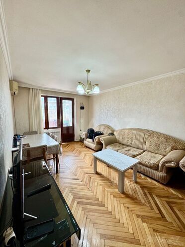 Продаётся 2-комн. вторичка 48 м², м. Элмляр Академиясы, photo 1 from 13