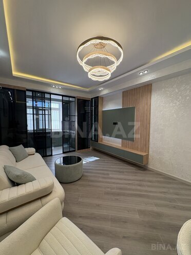 Продаётся 3-комн. новостройка 98 м², Хатаинский р., photo 1 from 19