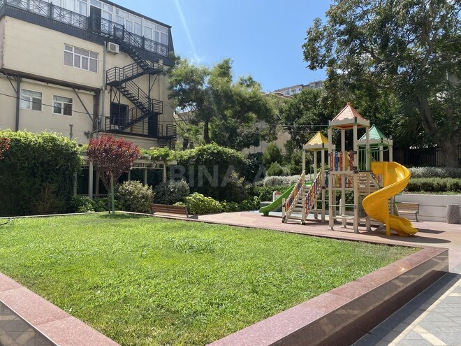 Satılır 4 otaqlı yeni tikili 212 m², Səbail r., photo 28 from 32