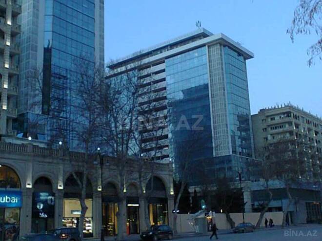 Сдаётся 2-комн. вторичка 88 м², м. 28 мая, photo 1 from 17