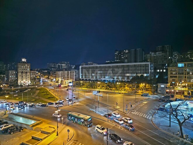 Satılır 3 otaqlı köhnə tikili 70 m², Nizami m., photo 19 from 20