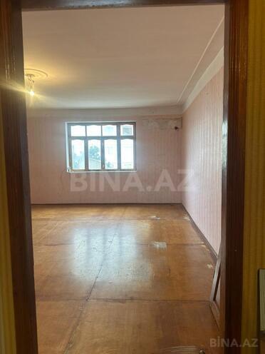 Продаётся 4-комн. вторичка 130 м², пос. Бакиханова, photo 1 from 32
