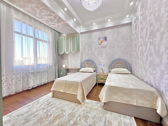 Продаётся 3-комн. новостройка 127 м², м. Кара Караев, photo 17 from 30