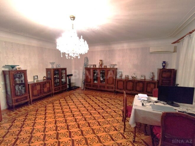 Satılır 4 otaqlı köhnə tikili 115 m², Nəriman Nərimanov m., photo 1 from 12