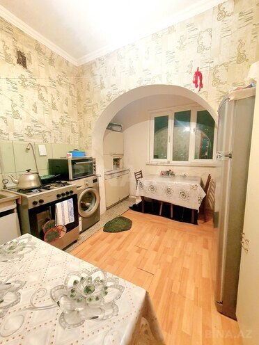 Satılır 2 otaqlı köhnə tikili 70 m², Həzi Aslanov m., photo 4 from 7