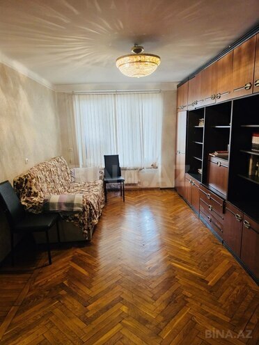 Продаётся 3-комн. вторичка 70 м², м. Элмляр Академиясы, photo 7 from 13