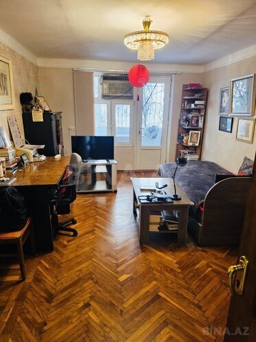 Продаётся 3-комн. вторичка 70 м², м. Элмляр Академиясы, photo 3 from 13