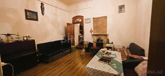 Satılır 4 otaqlı köhnə tikili 90 m², 28 May m., photo 1 from 10