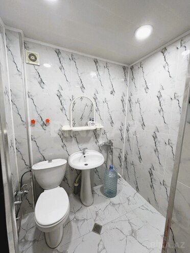 Satılır 2 otaqlı köhnə tikili 60 m², 8 Noyabr m., photo 8 from 10