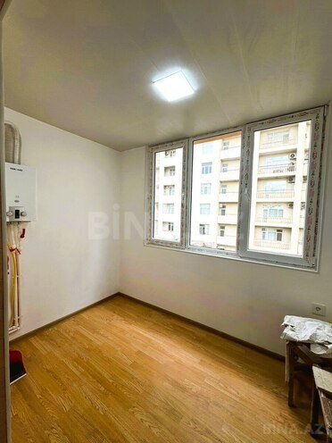 Satılır 2 otaqlı köhnə tikili 60 m², 8 Noyabr m., photo 7 from 10