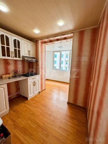 Satılır 2 otaqlı köhnə tikili 60 m², 8 Noyabr m., photo 6 from 10