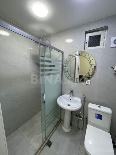 Satılır 2 otaqlı köhnə tikili 45 m², 28 May m., photo 8 from 9