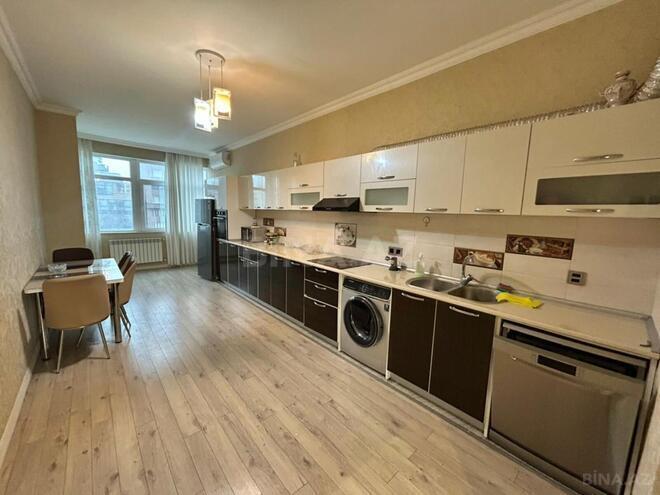 Satılır 3 otaqlı yeni tikili 173 m², 28 May m., photo 11 from 17