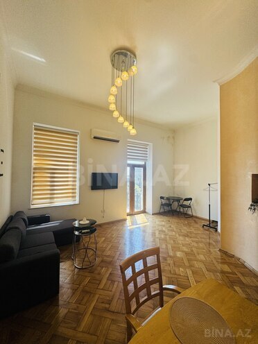 Satılır 2 otaqlı köhnə tikili 55 m², Sahil m., photo 7 from 15