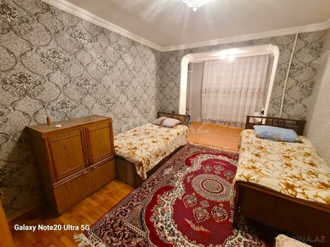 Продаётся 3-комн. вторичка 90 м², м. Кара Караев, photo 10 from 24