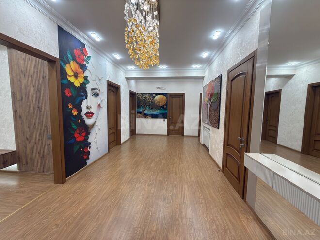 Продаётся 3-комн. новостройка 136 м², м. Нефтчиляр, photo 1 from 14