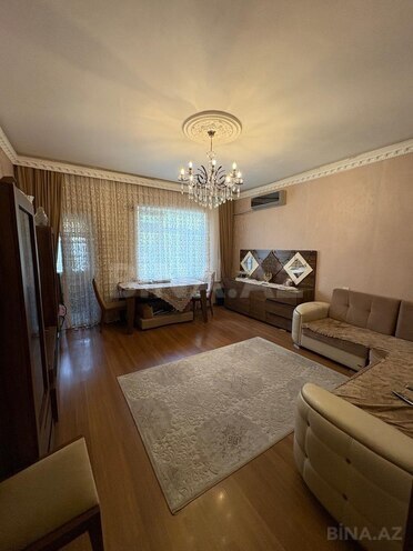 Satılır 2 otaqlı köhnə tikili 70 m², 28 May m., photo 1 from 13