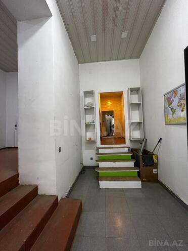 Продаётся 4-комн. вторичка 85 м², м. Низами, photo 10 from 12